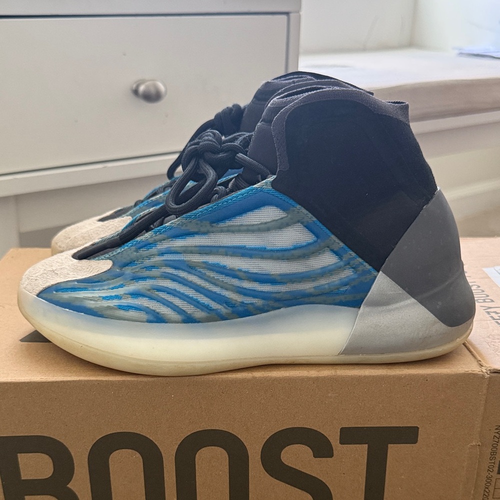 Yeezy Men's Blue Black Gray High-Top Sneakers